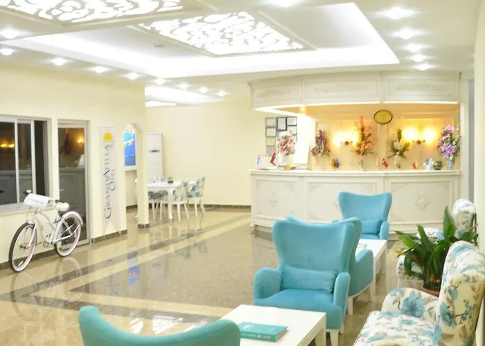 Grand Ati̇Lla Hotel